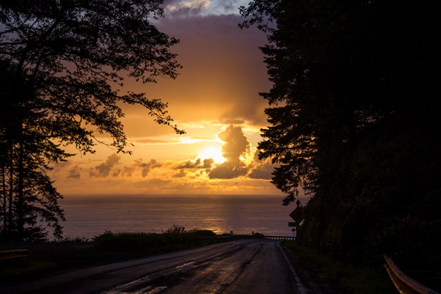 sunset on the 101 - stopped in the middle of the road