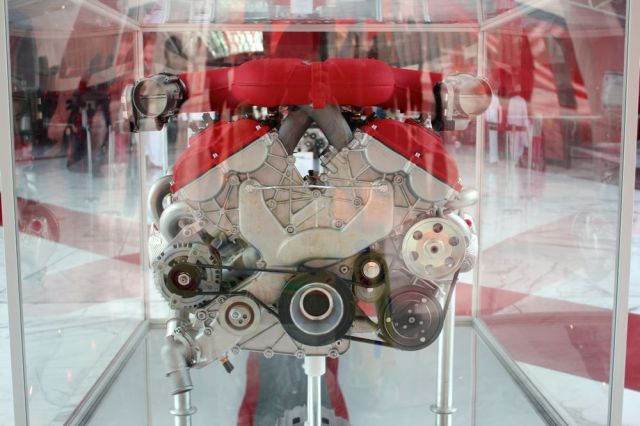 engine on display 