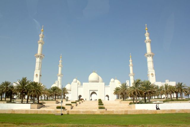 the main entrance to the mosque