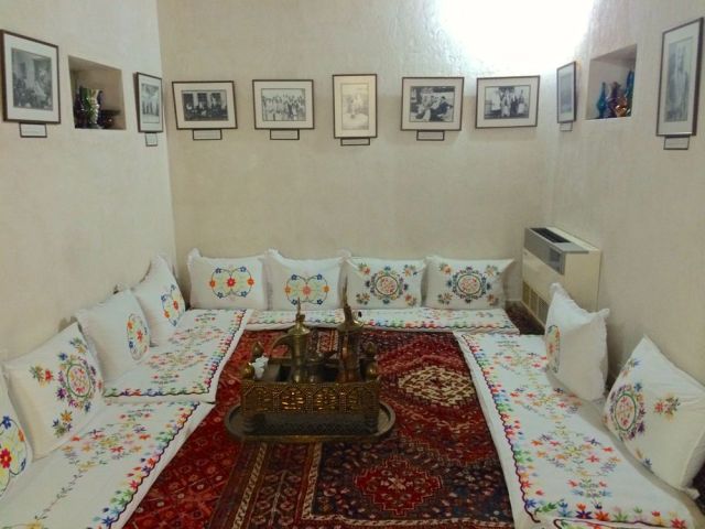 majlis (guest room)
