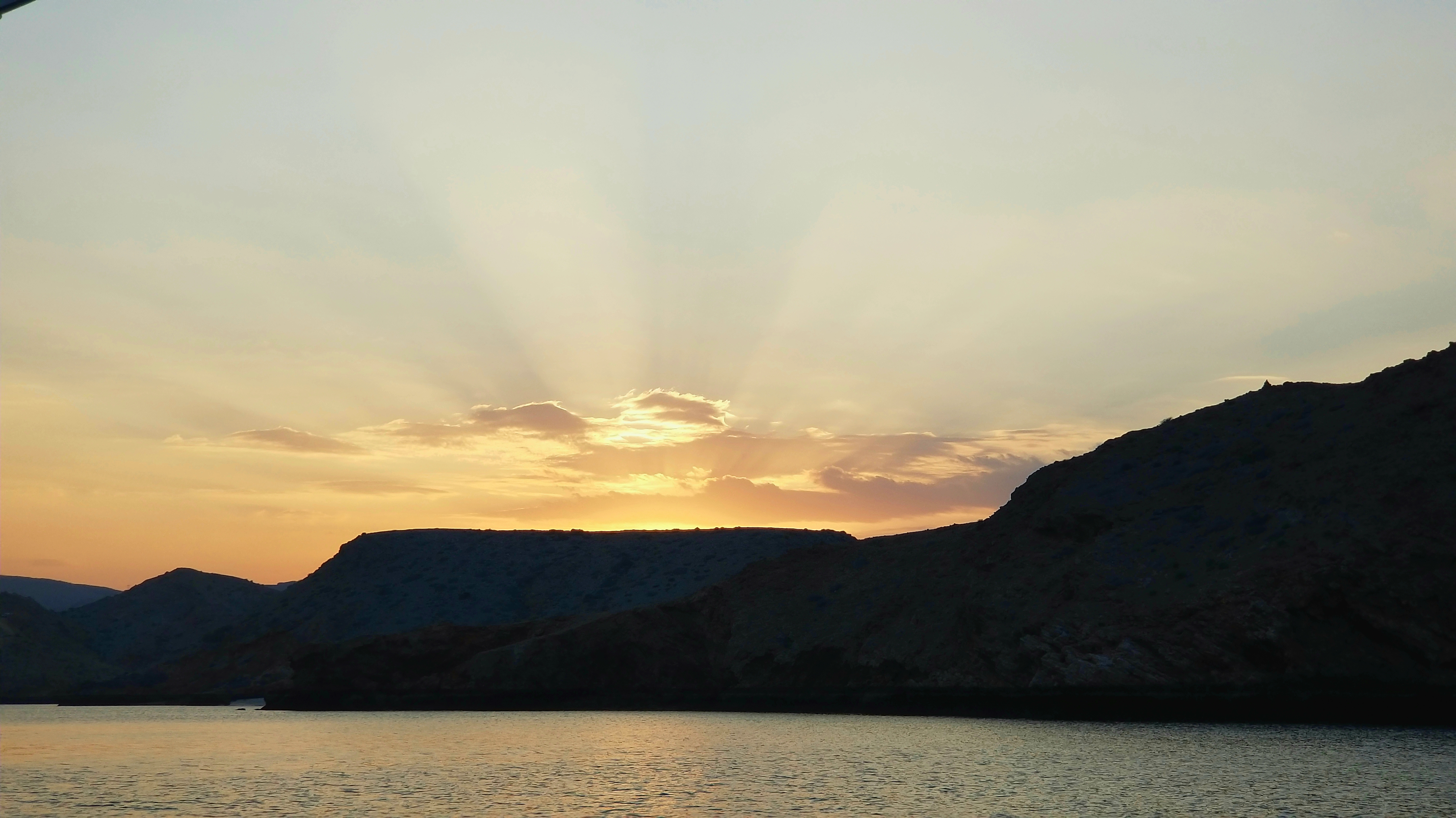 This image has an empty alt attribute; its file name is wp-1577453561703.jpg